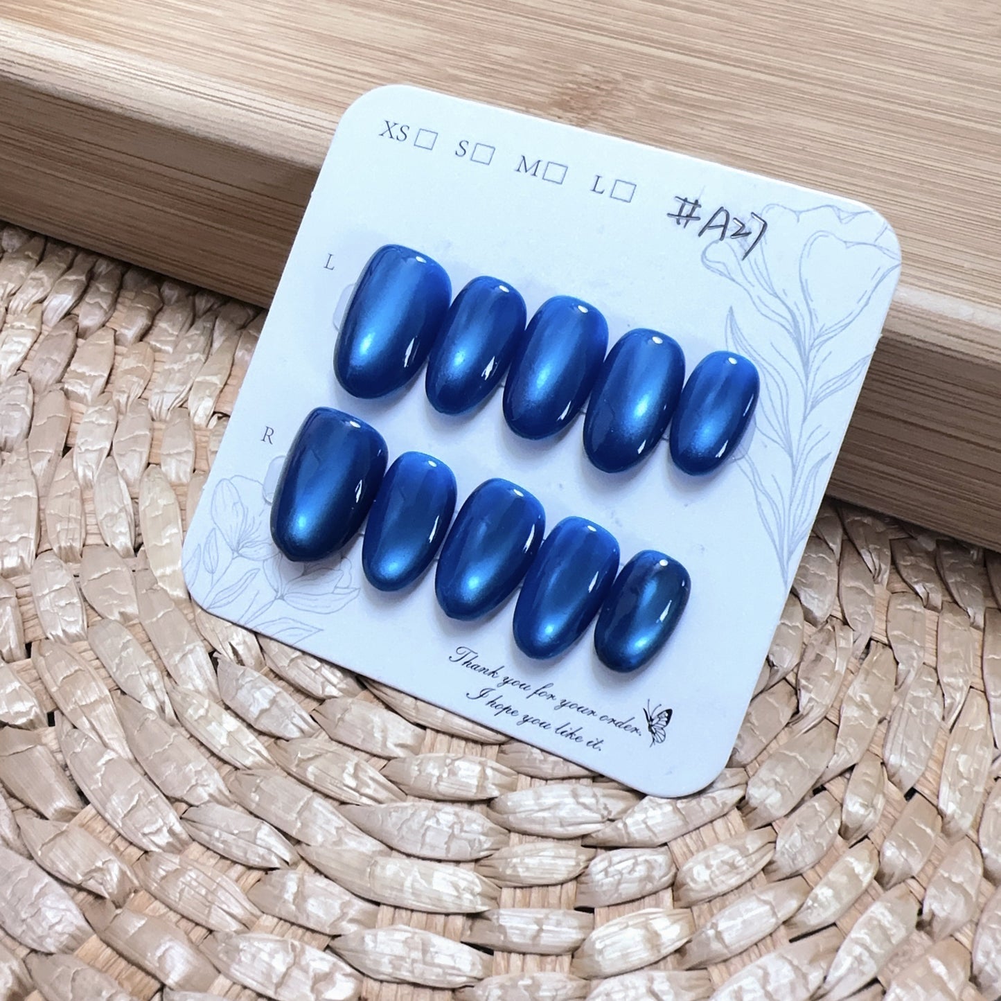 #A27 手作り ネイルチップ 単カラー ブルー キャットアイ 高品質 可愛い ウェアラブルネイルチップ